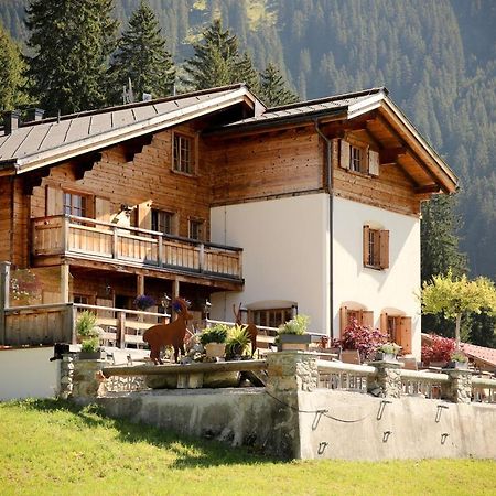 Berghaus Alpenroesli Hotell Klosters Exteriör bild